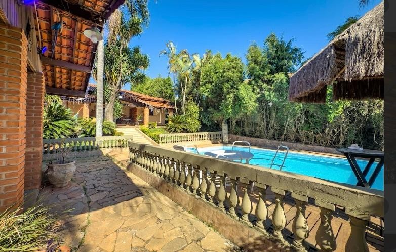 Chácara, 4 quartos, 1000 m² - Foto 1
